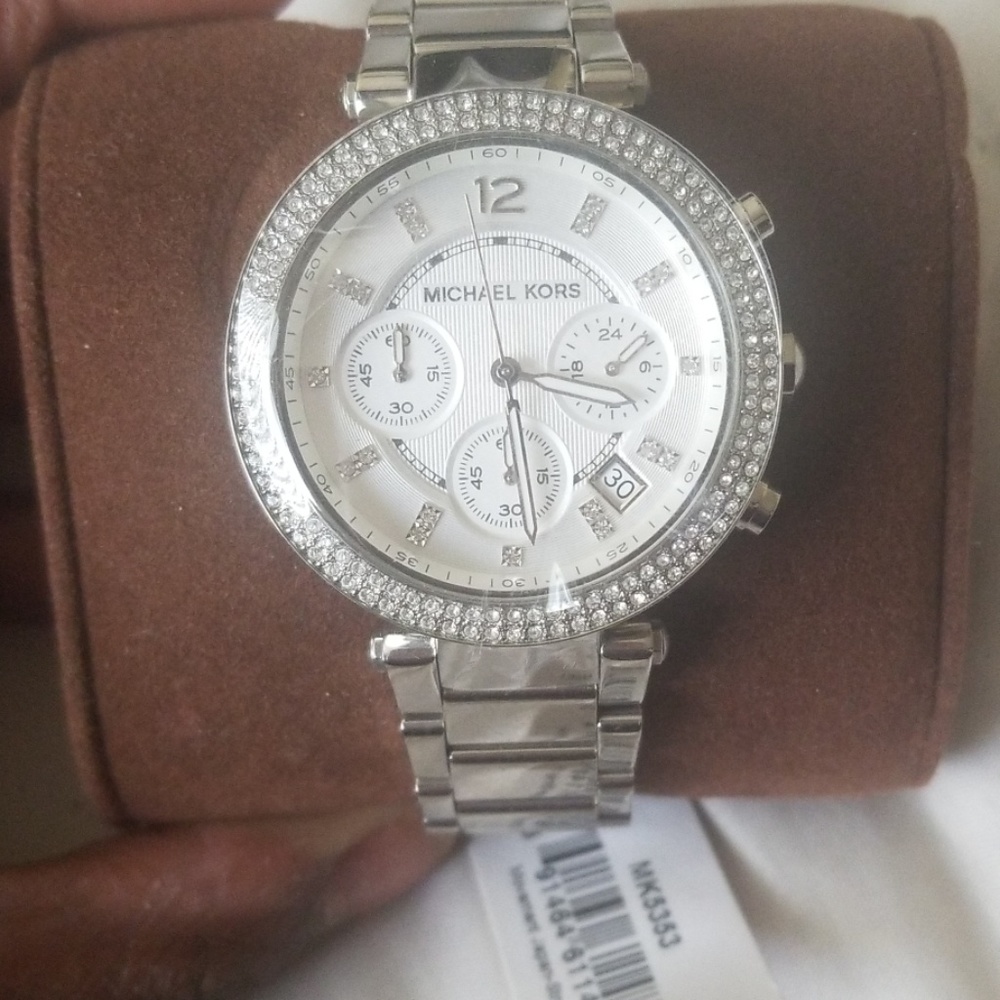Watch - Picture 3 of 3